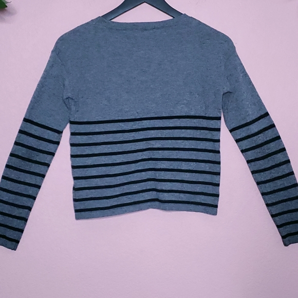 Brandy Melville Striped Pullover Crewneck Sweater - Picture 10 of 13